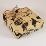 Alaska themed wrapping paper comes with 3 sheets per roll.  Each sheet is 19.5" x 27.5" (50x70cm) or 11.25 square feet.